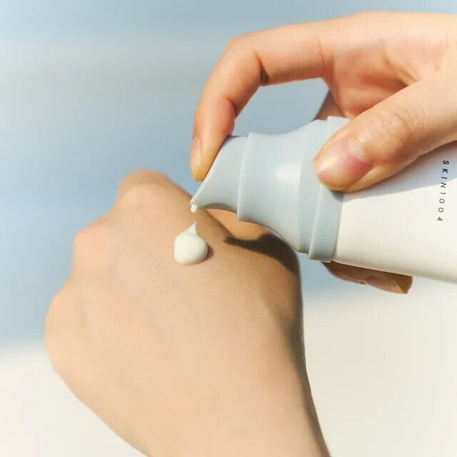Madagascar Centella Hyalu-Cica Water fit sun serum