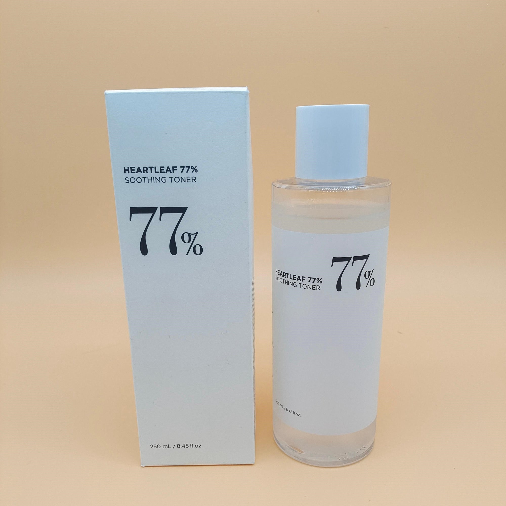 Anua Heartleaf Soothing Toner 250ml bottle and box on display.
