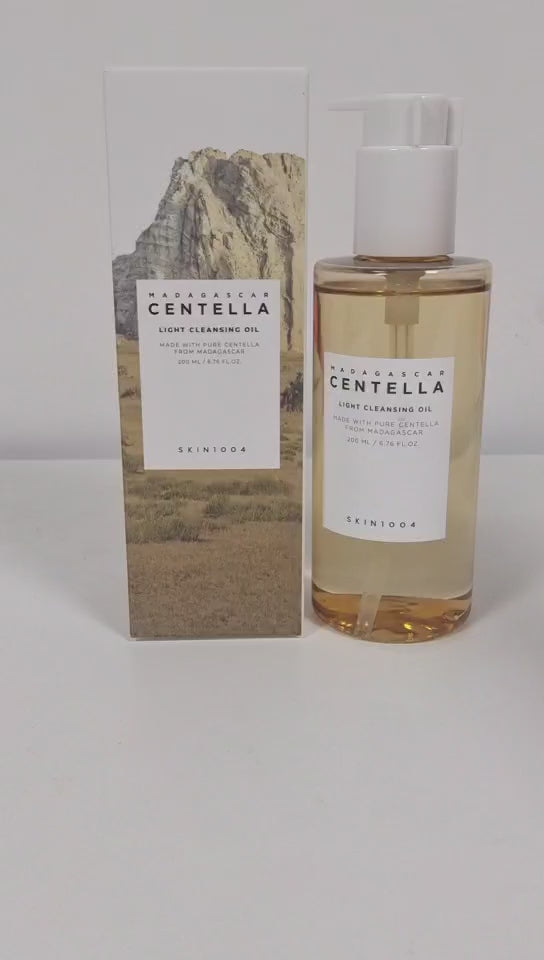 Madagascar Centella Light Cleansing Oil